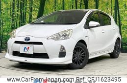 toyota aqua 2012 CFJ1623495