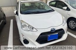toyota aqua 2016 CFJ1826160