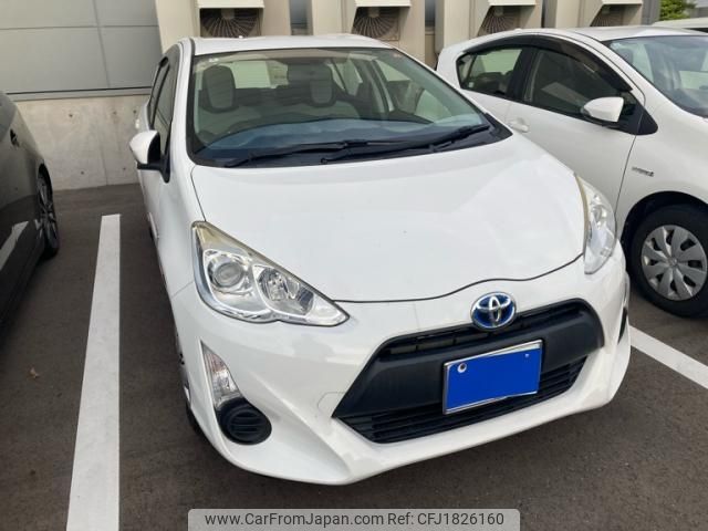 toyota aqua 2016 CFJ1826160 image 1