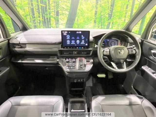 honda stepwagon 2022 CFJ1623164 image 2