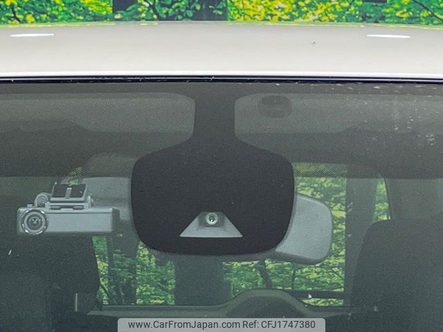 nissan serena 2018 CFJ1747380 image 2