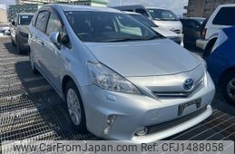 toyota prius-α 2012 CFJ1488058