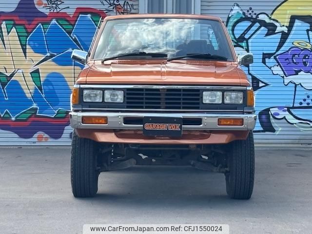 nissan dutsun-truck 1985 CFJ1550024 image 2