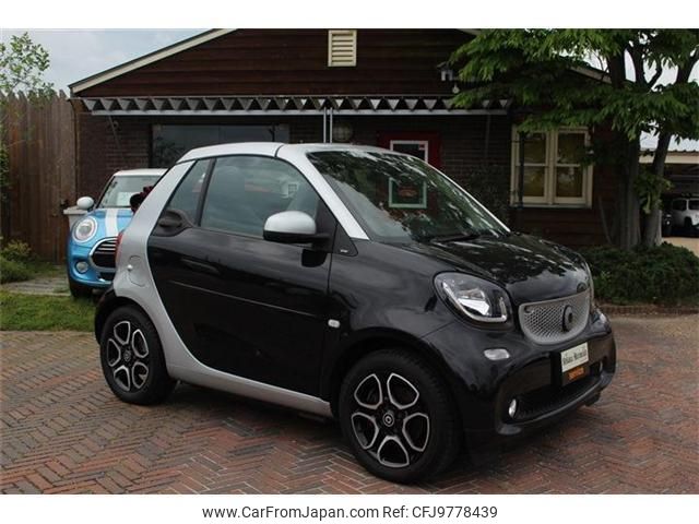 smart fortwo-convertible 2016 quick_quick_DBA-453444_WME4534442K127505 image 1