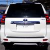 toyota land-cruiser-prado 2021 24123108 image 4