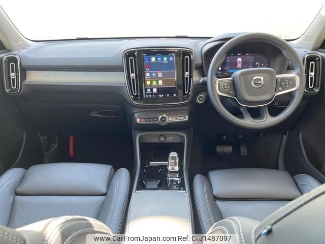 volvo xc40 2024 quick_quick_XB420TXCM2_LYVXZK8M1SL454488 image 2