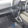 toyota yaris-cross 2023 CFJ1537595 image 3