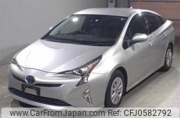 toyota prius 2016 -TOYOTA--Prius ZVW50--6041137---TOYOTA--Prius ZVW50--6041137-