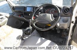 hino dutro 2017 NIKYO_ZK92350