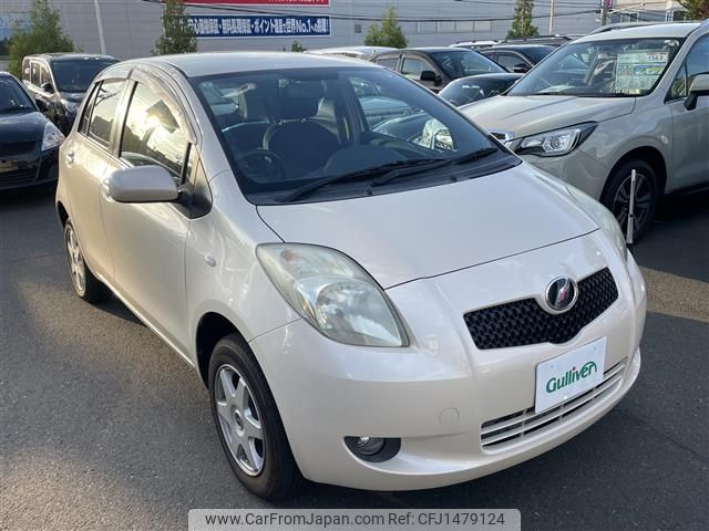 toyota vitz 2005 CFJ1479124 image 1