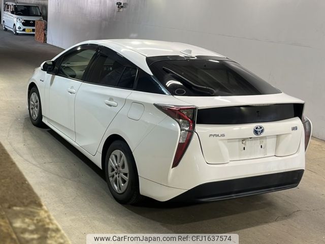 toyota prius 2017 CFJ1637574 image 2