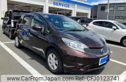 nissan note 2015 -NISSAN--Note DBA-E12--E12-321640---NISSAN--Note DBA-E12--E12-321640-