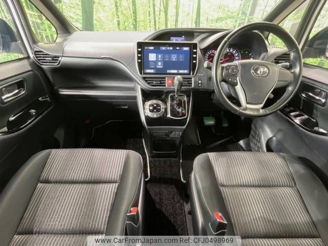 toyota voxy 2019 -TOYOTA--Voxy DBA-ZRR80W--ZRR80-0559948---TOYOTA--Voxy DBA-ZRR80W--ZRR80-0559948- image 2