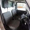 suzuki carry-truck 2005 GOO_JP_700040229130250531003 image 68
