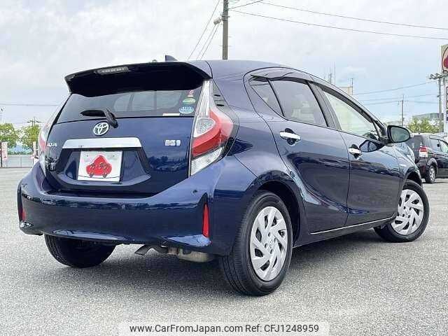 toyota aqua 2018 504928-930687 image 2