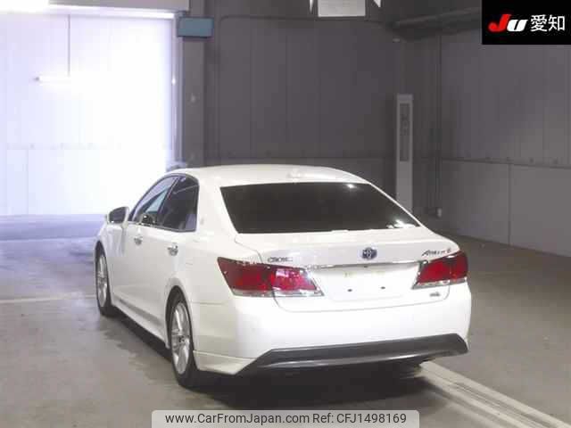 toyota crown 2014 CFJ1498169 image 2