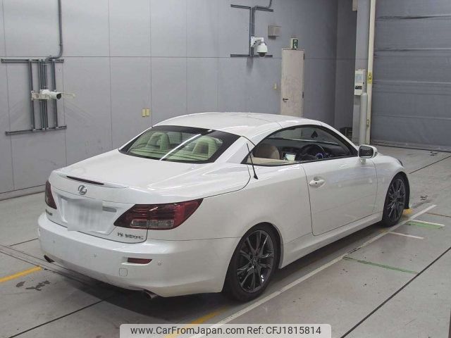 lexus is 2010 CFJ1815814 image 2
