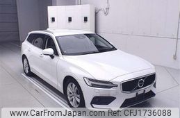 volvo v60 2019 CFJ1736088