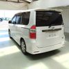 toyota noah 2009 ENHANCEAUTO_1_ea286464 image 5