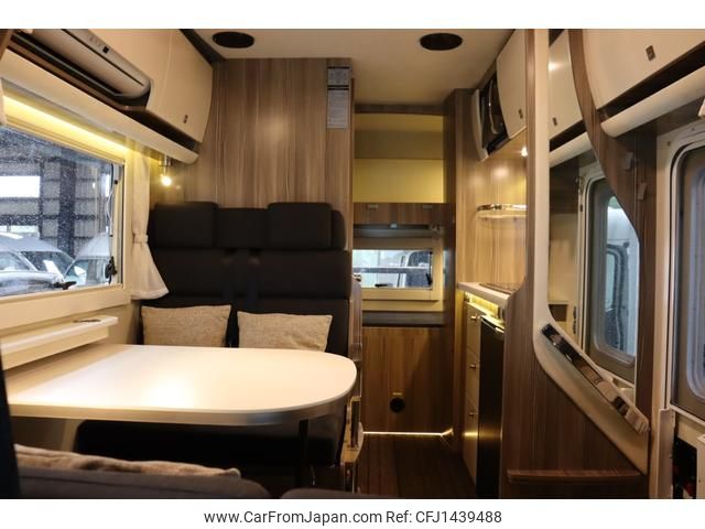 toyota camroad 2017 GOO_JP_700070848530250718001 image 1