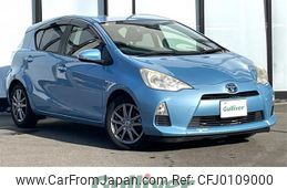 toyota aqua 2013 -TOYOTA--AQUA DAA-NHP10--NHP10-2163383---TOYOTA--AQUA DAA-NHP10--NHP10-2163383-