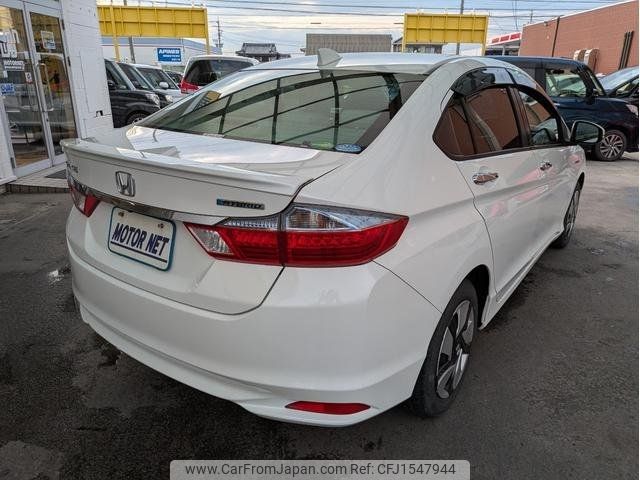 honda grace 2015 CFJ1547944 image 2