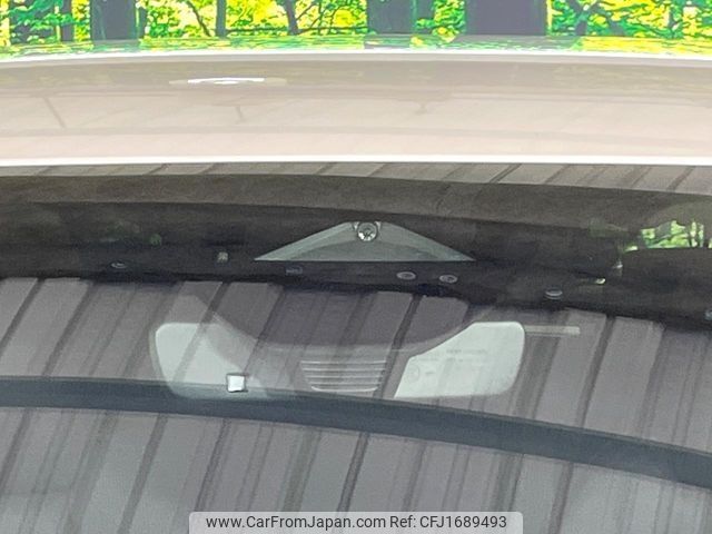 mazda mazda3 2023 CFJ1689493 image 2