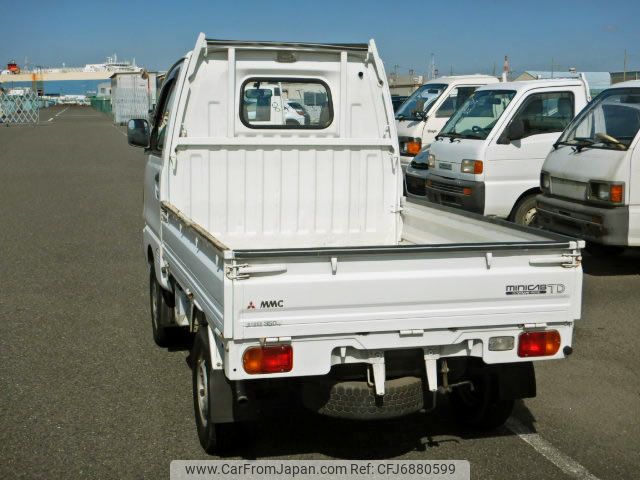 mitsubishi minicab-truck 1992 No.13506 image 2