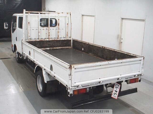 nissan atlas 2011 CFJ0283199 image 2