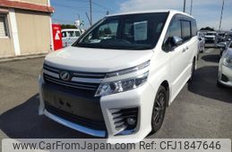 toyota voxy 2016 CFJ1847646