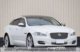 jaguar xj-series 2010 quick_quick_J12LA_SAJKC10P0ALV05363