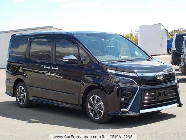 toyota voxy 2019 -TOYOTA--Voxy DBA-ZRR80W--ZRR80-0493642---TOYOTA--Voxy DBA-ZRR80W--ZRR80-0493642- image 1