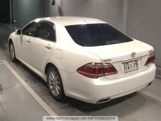 toyota crown 2012 CFJ8823319 image 2