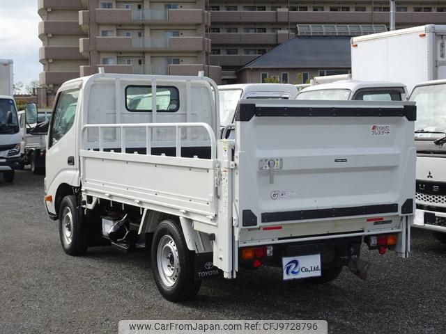 toyota dyna-truck 2016 GOO_NET_EXCHANGE_0704331A30240422W001 image 2