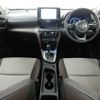 toyota yaris-cross 2021 CFJ1702349 image 3