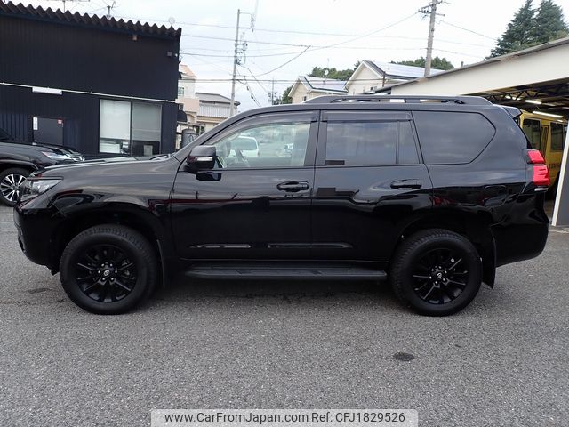 toyota land-cruiser-prado 2023 CFJ1829526 image 2