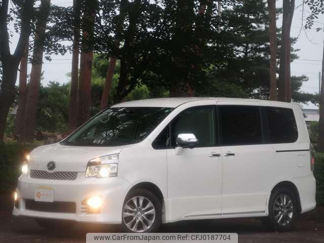 toyota voxy 2013 -TOYOTA--Voxy ZRR70W--0563200---TOYOTA--Voxy ZRR70W--0563200- image 1