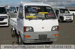 mitsubishi minicab-truck 1995 No.15657