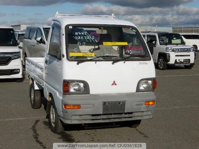 mitsubishi minicab-truck 1995 No.15657 image 2
