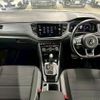 volkswagen t-roc 2021 quick_quick_3DA-A1DFF_WVGZZZA1ZMV106141 image 2