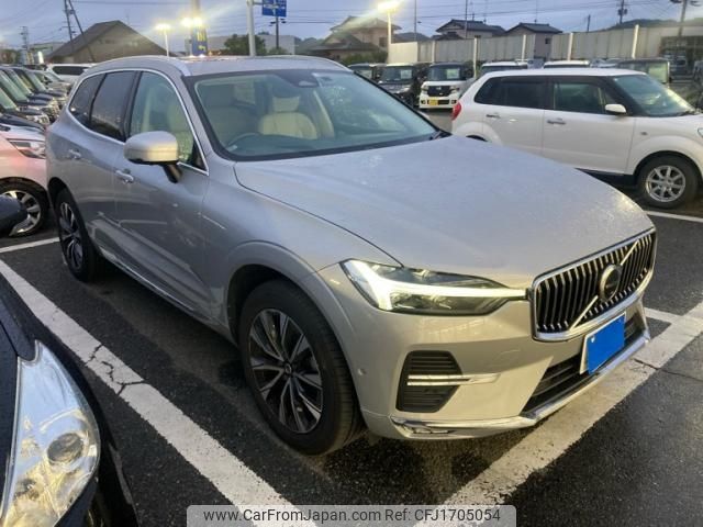 volvo xc60 2022 CFJ1705054 image 2