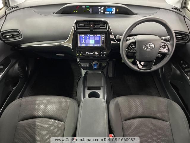 toyota prius 2022 CFJ1660982 image 2