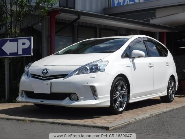 toyota prius-α 2013 CFJ1839047 image 1