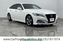 toyota crown 2019 CFJ1811974