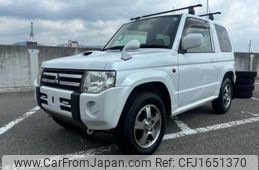 mitsubishi pajero-mini 2011 CFJ1651370