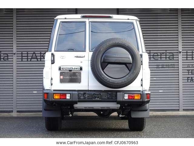 toyota landcruiser-70 2024 quick_quick_3DA-GDJ76W_GDJ76-1005618 image 2