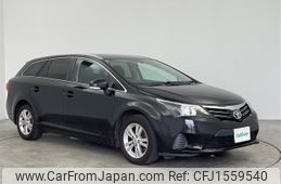 toyota avensis 2012 CFJ1559540