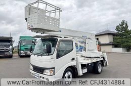 hino dutro 2006 CFJ4314884