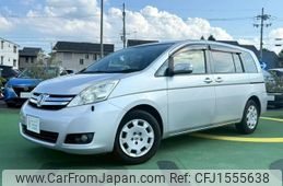 toyota isis 2012 CFJ1555638
