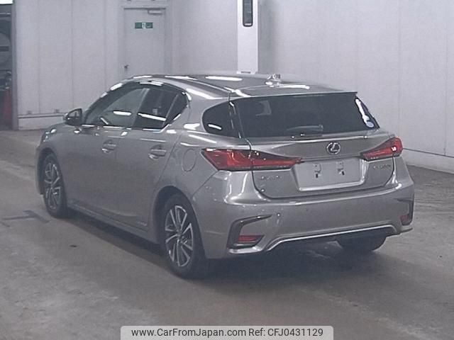 lexus ct 2017 quick_quick_DAA-ZWA10_ZWA10-2313883 image 2